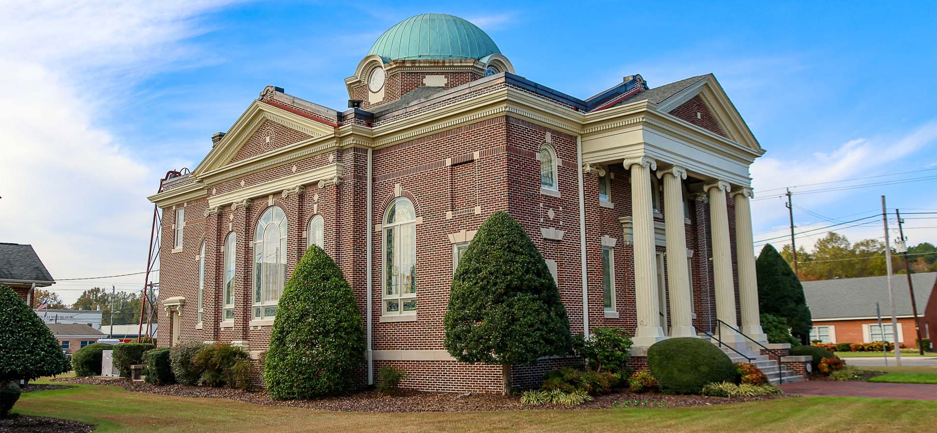 Page Memorial sits in the heart of Historic Aberdeen